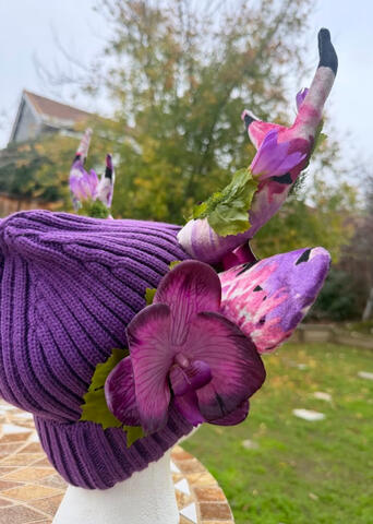 See video for full scale of the beanie!